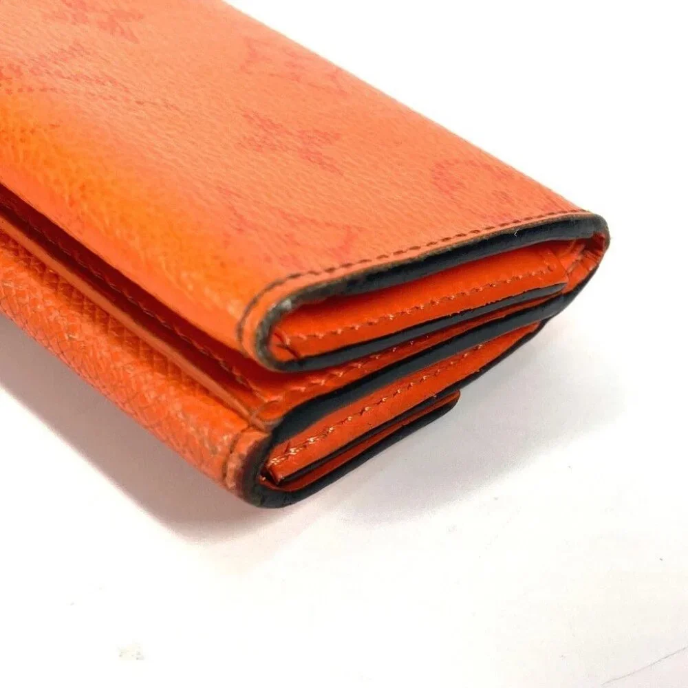 LOUIS VUITTON M69245 Taigalama Discovery-Compact Wallet Trifold wallet
